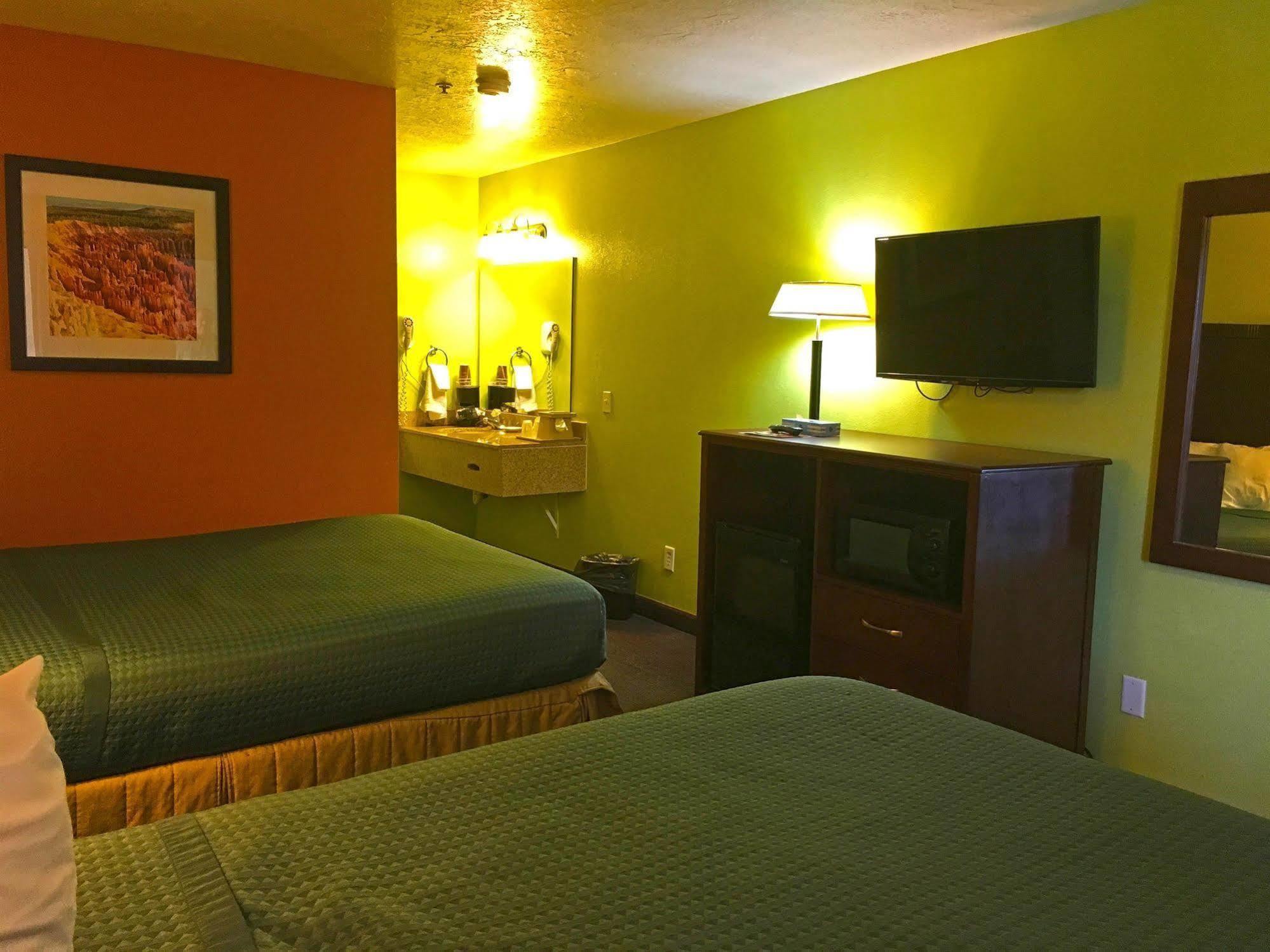 America'S Best Inn & Suites Saint George Exteriér fotografie